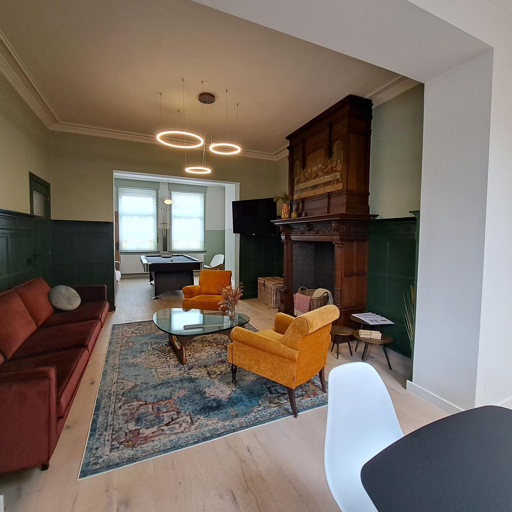 Villa Cezar - Big House At The Center Of Bruges - Free Parking Rom bilde